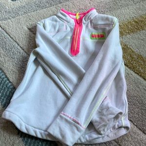 Vineyard Vines kids white pullover. Great condition! Size M 10-12